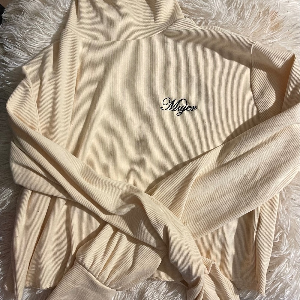 TURTLENECK STYLISH LONG SLEEVES